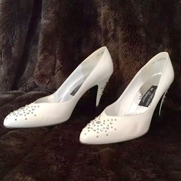 Stuart Weitzman for Mr. Seymour White Custom Rhinestone Pumps – Size 9B - Picture 2 of 8